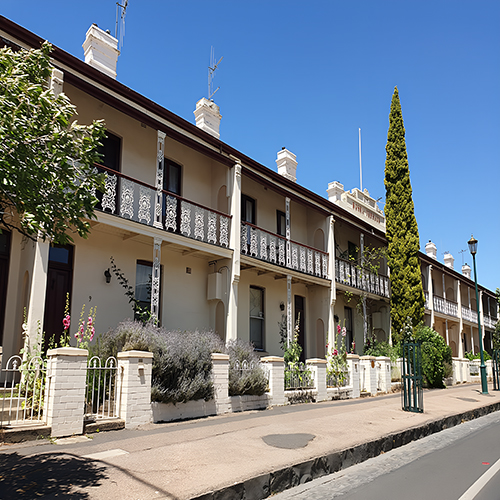 Bowen Terrace Orange NSW Author By Floodstreet CC BY SA 4.0 from wikimedia image upscale and resized to 500x500