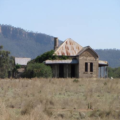 Nangar National Park author by Calistemon CC BY SA 3.0 from wikimedia, image is upscaled and resized to 500x500