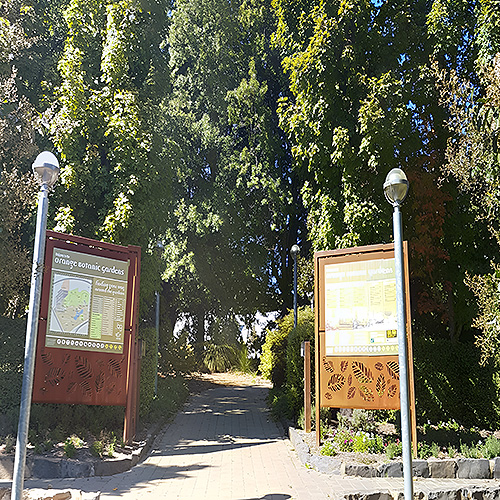 Orange Botanic Garden Image